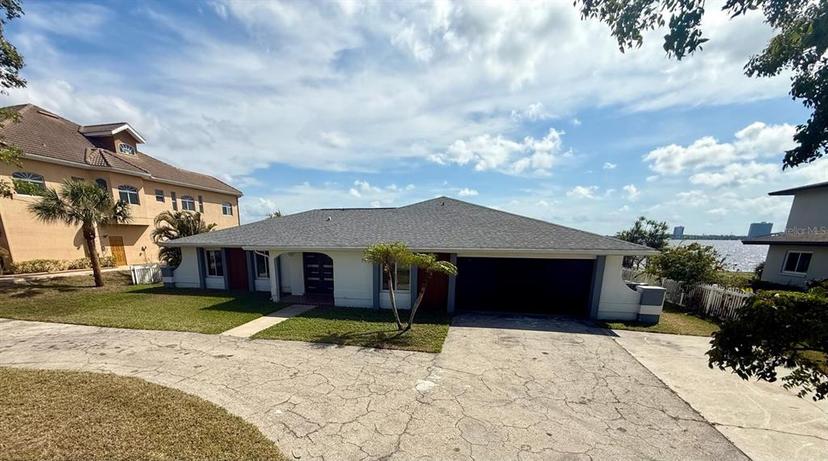 Picture of 111 E North Shore Avenue, North Fort Myers FL 33917