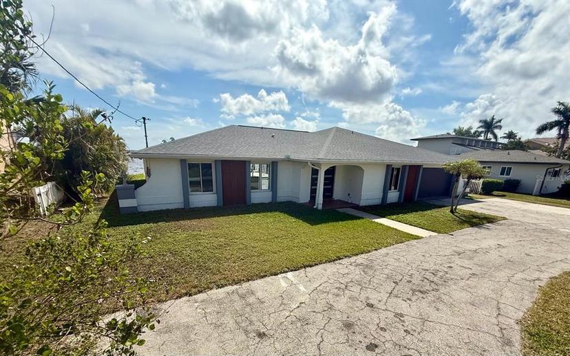 Picture of 111 E North Shore Avenue, North Fort Myers FL 33917