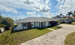 Picture of 111 E North Shore Avenue, North Fort Myers, FL 33917