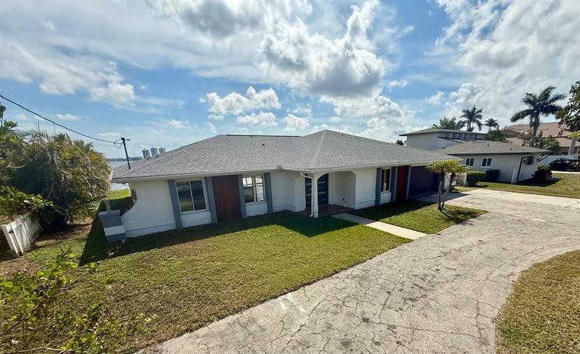 Picture of 111 E North Shore Avenue, North Fort Myers FL 33917