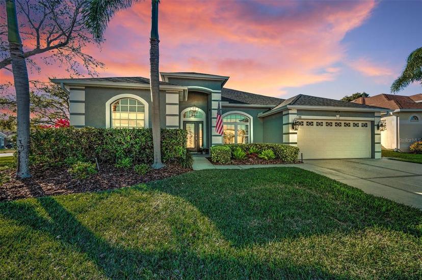 Picture of 632 Addison Drive Ne, St Petersburg FL 33716