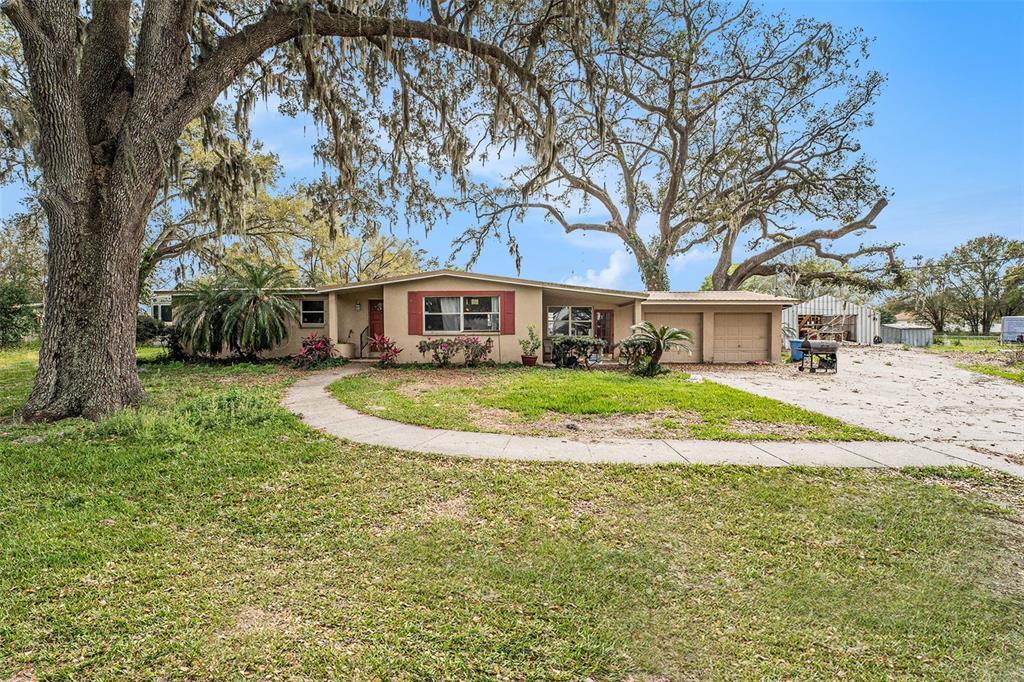 Picture of 13141 Lewis Gallagher Road, Dover, FL 33527