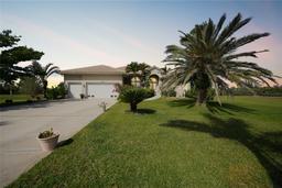 Picture of 16531 San Edmundo Road, Punta Gorda, FL 33955