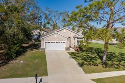 Picture of 18659 White Pine Circle, Hudson, FL 34667