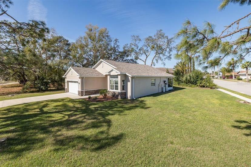 Picture of 18659 White Pine Circle, Hudson FL 34667