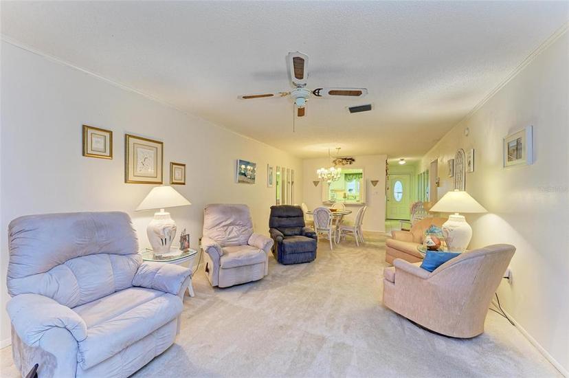 Picture of 3829 Lake Bayshore Drive Unit 511, Bradenton FL 34205