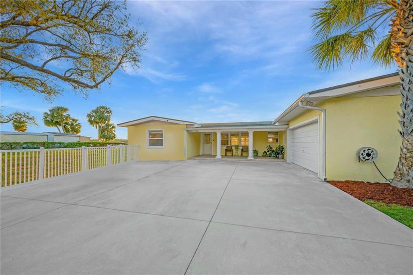 Picture of 8841 W Millpoint Road, Riverview FL 33578