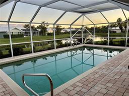 Picture of 557 Warwick Court, Venice, FL 34293