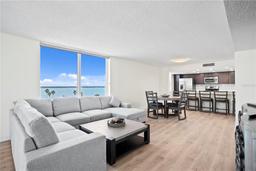 Picture of 1430 Gulf Boulevard Unit 603, Clearwater Beach, FL 33767