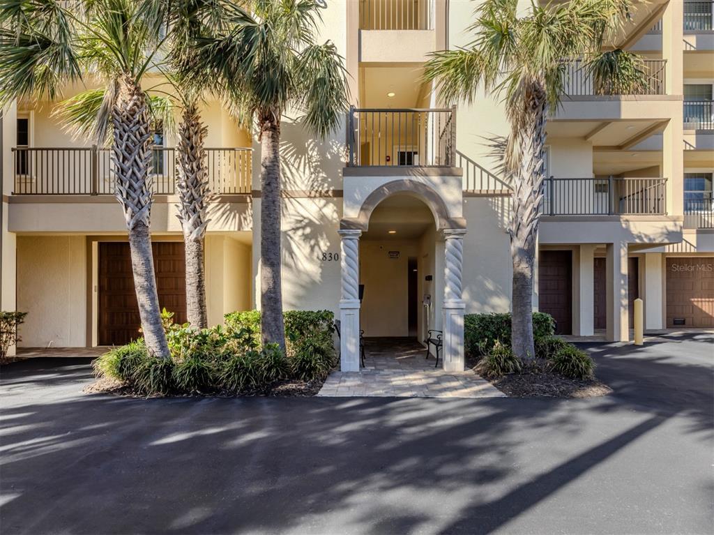 Picture of 830 The Esplanade N Unit 201, Venice, FL 34285