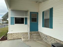 Picture of 606 Village Boulevard, Frostproof, FL 33843