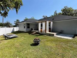 Picture of 858 Lafayette Lane, Lakeland, FL 33805