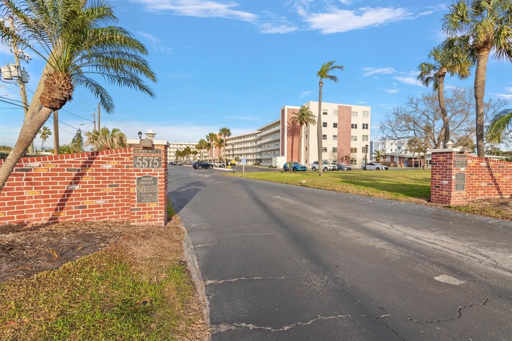 Picture of 5575 Gulf Boulevard Unit 332, St Pete Beach, FL 33706