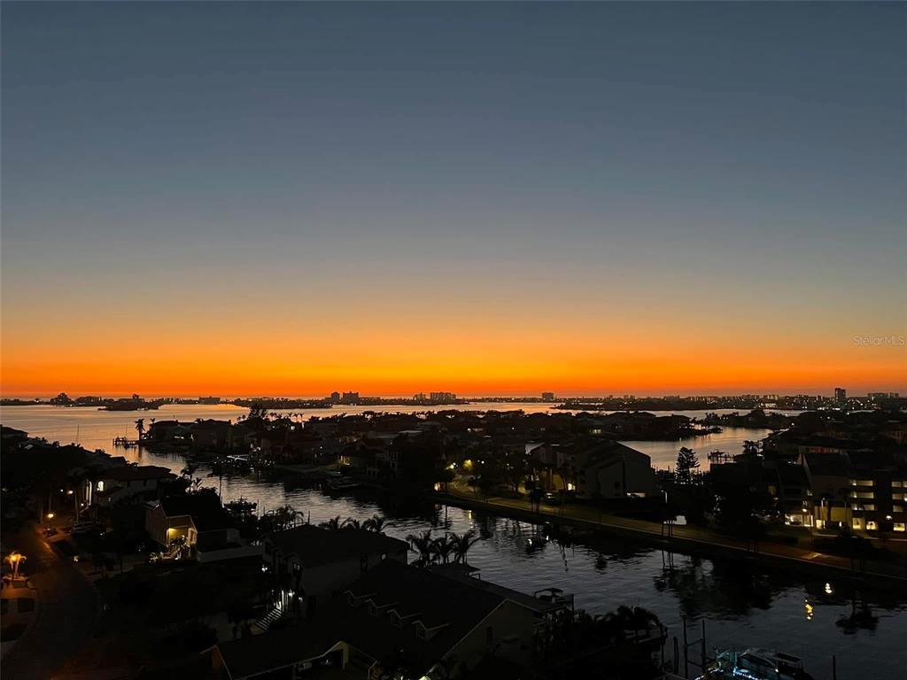 Picture of 5950 Pelican Bay Plaza S Unit 1104, Gulfport, FL 33707