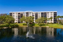 Picture of 1320 Pasadena Avenue S Unit 605, South Pasadena, FL 33707