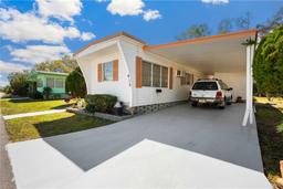 Picture of 585 Sky Harbor Drive Unit 416, Clearwater, FL 33759