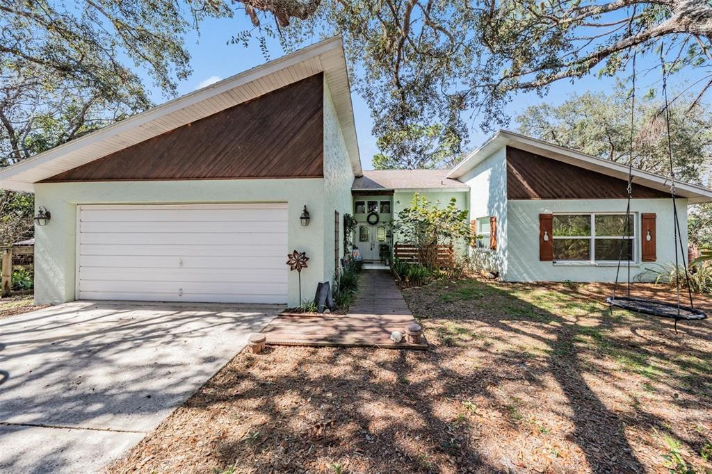 Picture of 7065 Red Oak Loop, New Port Richey, FL 34654