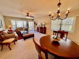 Picture of 2351 Irish Lane Unit 43, Clearwater, FL 33763