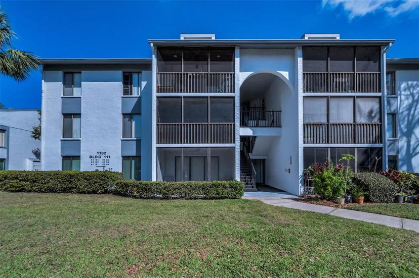 Picture of 1182 Pine Ridge Circle W Unit B1, Tarpon Springs FL 34688