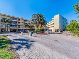 Picture of 2506 N Rocky Point Drive Unit 358, Tampa, FL 33607