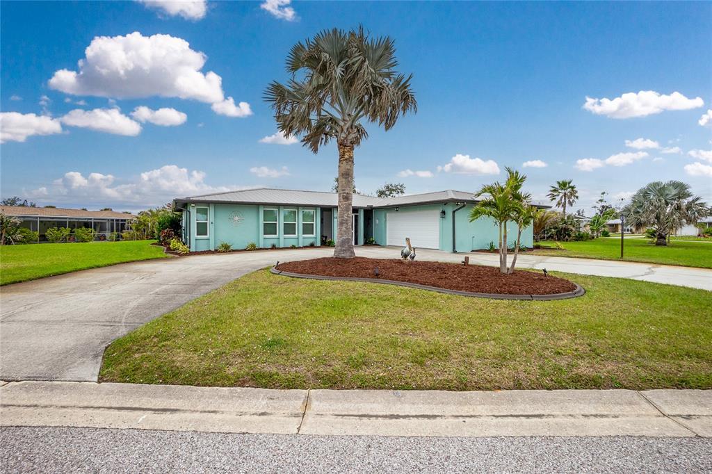 Picture of 52 Golfview Terrace, Rotonda West, FL 33947