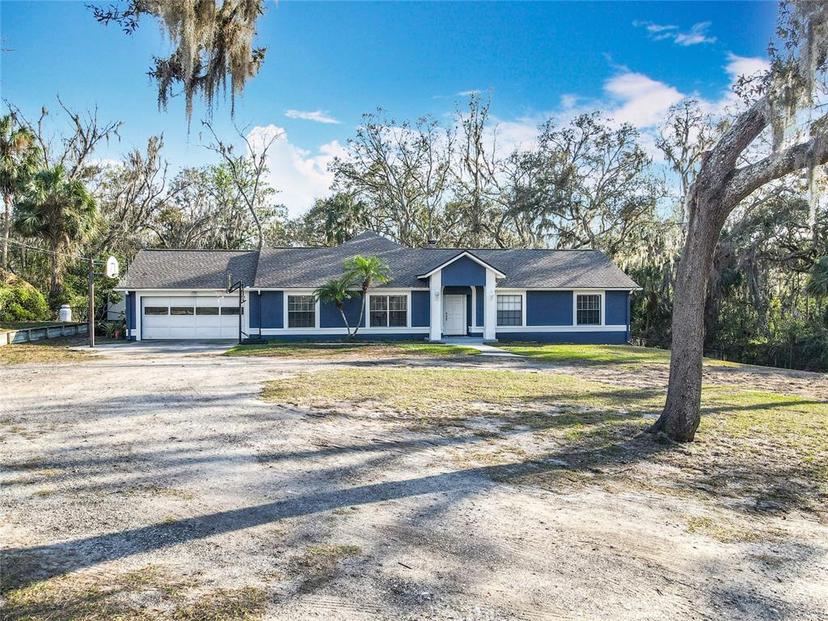 Picture of 11335 Mcmullen Loop, Riverview FL 33569