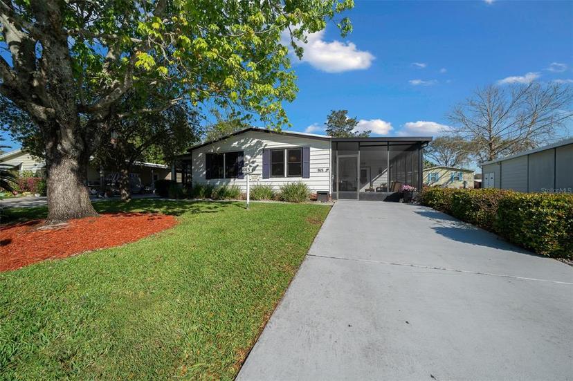 Picture of 915 Oleander Street, Lady Lake FL 32159