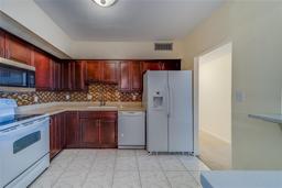 Picture of 30 Turner Street Unit 203, Clearwater, FL 33756