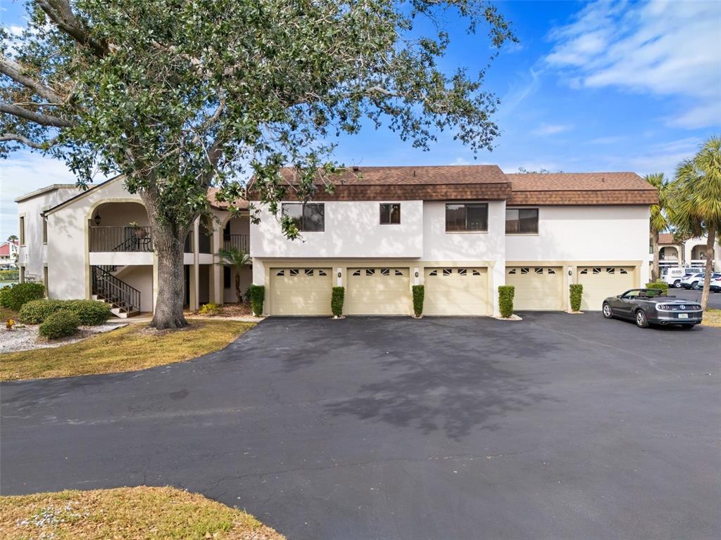 Picture of 808 Capri Isles Boulevard Unit 216, Venice, FL 34292