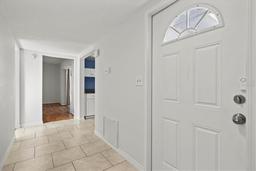 Picture of 1832 University Place Unit 23, Sarasota, FL 34235