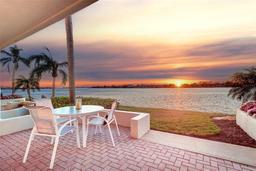 Picture of 6083 Bahia Del Mar Circle Unit 159, St Petersburg, FL 33715