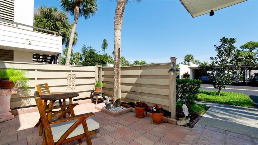 Picture of 348 Springdale Drive Unit 348, Bradenton FL 34210