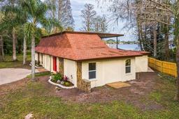 Picture of 14333 Lake Magdalene Boulevard, Tampa, FL 33618