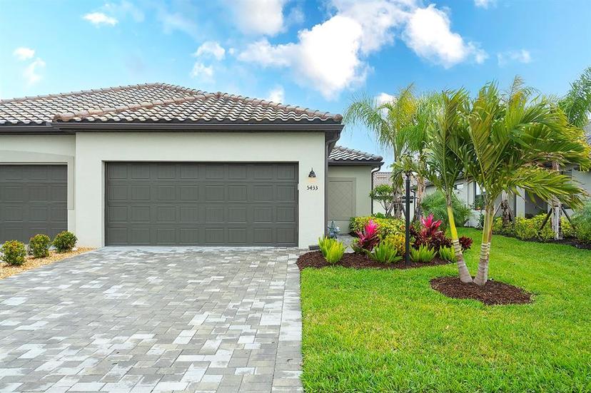 Picture of 5433 Mystic Water Cove, Lakewood Ranch FL 34211