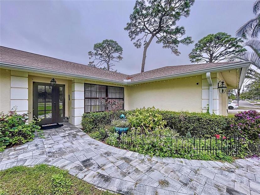 Picture of 1309 Hillside Drive, Tarpon Springs FL 34689