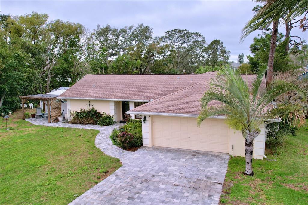 Picture of 1309 Hillside Drive, Tarpon Springs, FL 34689