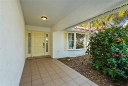 Picture of 1354 Lucaya Avenue, Venice, FL 34285