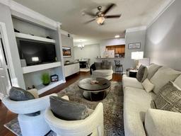 Picture of 8300 Elm Park Drive Unit 7110, Orlando, FL 32821