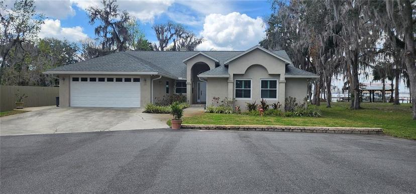 Picture of 1189 County Road 309, Crescent City FL 32112