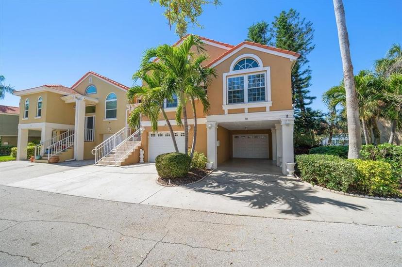 Picture of 18 Crescent Place S, St Petersburg FL 33711