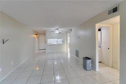 Picture of 3467 Flossmoor Avenue Unit 101, Orlando, FL 32822