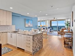 Picture of 1145 Gulf Of Mexico Drive Unit 603, Longboat Key, FL 34228