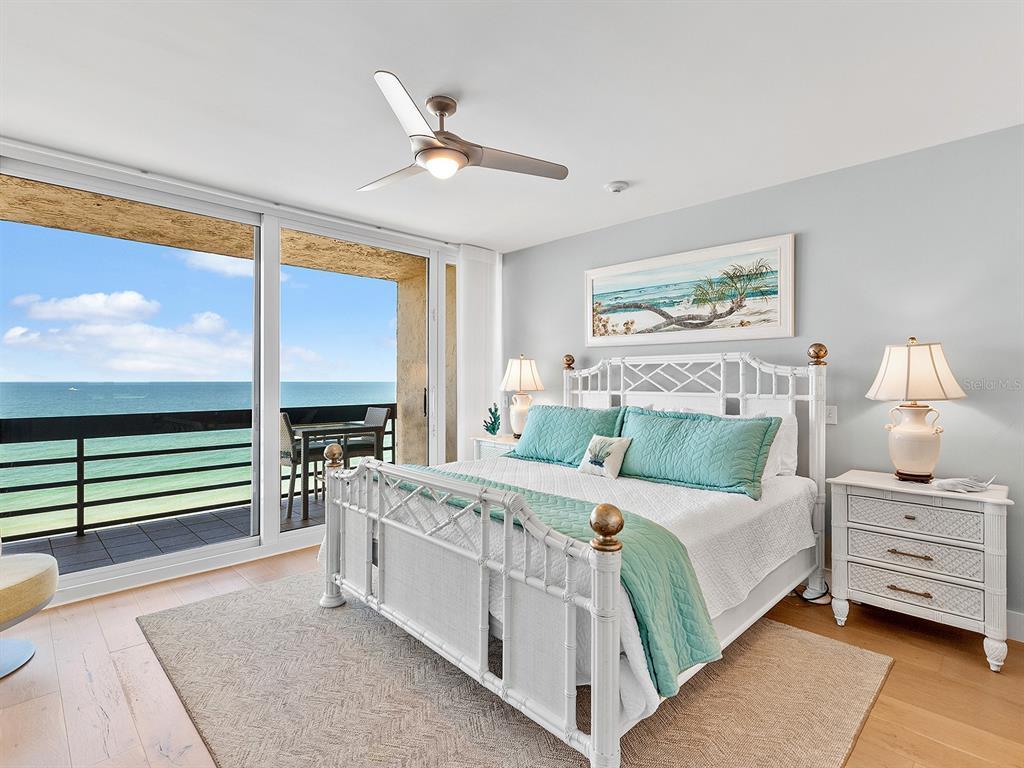 Picture of 1145 Gulf Of Mexico Drive Unit 603, Longboat Key, FL 34228