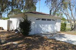 Picture of 630 N Crooked Lake Drive, Babson Park, FL 33827