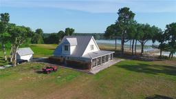 Picture of 12115 SE Sunset Harbor Rd, Weirsdale, FL 32195