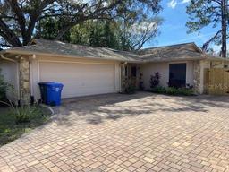 Picture of 13304 Meadowwood Court, Tampa, FL 33618