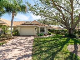 Picture of 2503 New Haven Circle, Sun City Center, FL 33573