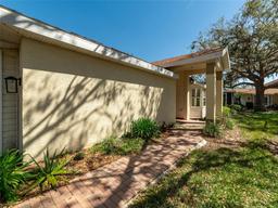 Picture of 2503 New Haven Circle, Sun City Center, FL 33573