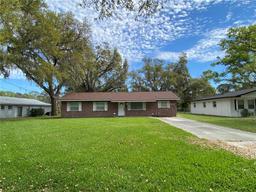 Picture of 1904 N Cross Street, Plant City, FL 33563