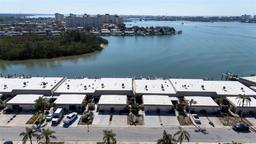 Picture of 580 Boca Ciega Point Boulevard S, St Petersburg, FL 33708